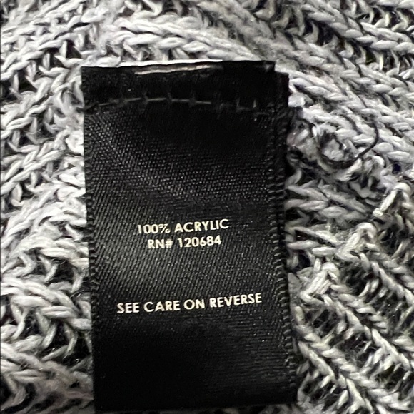 Torrid Black and White Knit Scoop Neck Sweater - Picture 9 of 9